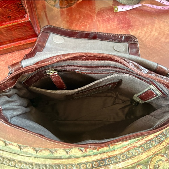 Fossil Leather Messenger Bag - Picture 13 of 16